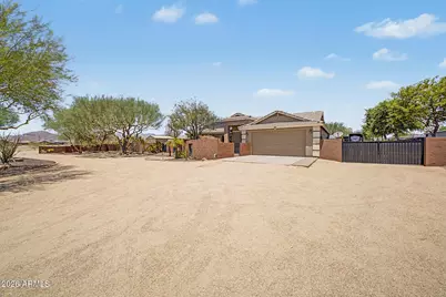 19340 W Lewis Avenue, Buckeye, AZ 85396 - Photo 8