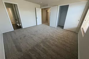 2469 W Hayden Peak Dr, San Tan Valley, AZ 85144 - Photo 20
