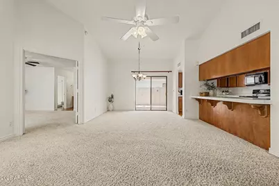 601 W Fellars Drive, Phoenix, AZ 85023 - Photo 10