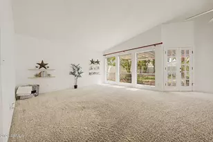 601 W Fellars Dr, Phoenix, AZ 85023 - Photo 8