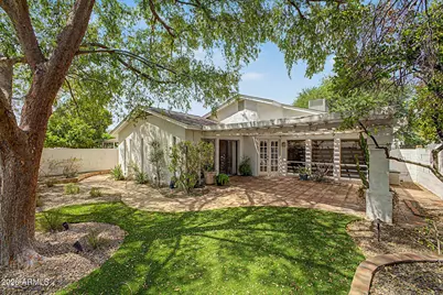 601 W Fellars Drive, Phoenix, AZ 85023 - Photo 32