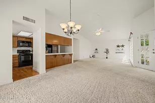 601 W Fellars Dr, Phoenix, AZ 85023 - Photo 12