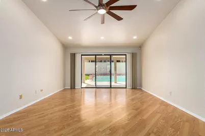 6389 W Muriel Drive, Glendale, AZ 85308 - Photo 12