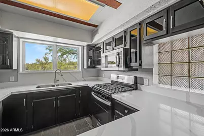 40404 N New River Road, Phoenix, AZ 85086 - Photo 10