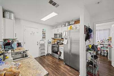 8534 W Mariposa Drive, Phoenix, AZ 85037 - Photo 10