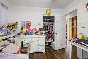 8534 W Mariposa Dr, Phoenix, AZ 85037 - Photo 18