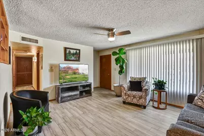 7362 N 38th Avenue, Phoenix, AZ 85051 - Photo 12