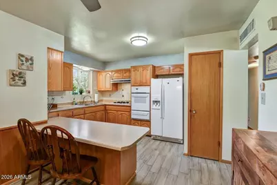 7362 N 38th Avenue, Phoenix, AZ 85051 - Photo 16