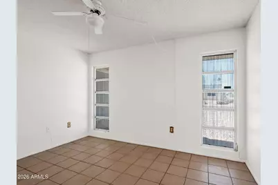 11070 W Pleasant Valley Road, Sun City, AZ 85351 - Photo 18