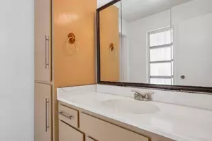 11070 W Pleasant Valley Rd, Sun City, AZ 85351 - Photo 12