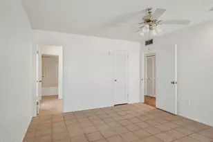 11070 W Pleasant Valley Rd, Sun City, AZ 85351 - Photo 10