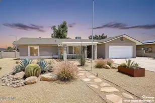 2802 E Hillery Dr, Phoenix, AZ 85032 - Photo 1