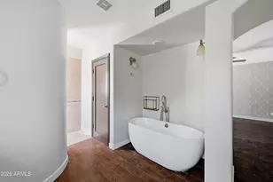 7214 E Royal Palm Rd, Scottsdale, AZ 85258 - Photo 20