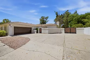 7214 E Royal Palm Rd, Scottsdale, AZ 85258 - Photo 4