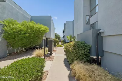 2 W Georgia Avenue #7, Phoenix, AZ 85013 - Photo 6