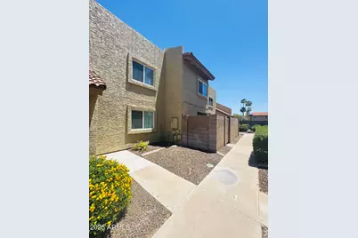 222 W Brown Road #8, Mesa, AZ 85201 - Photo 2