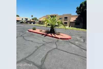 222 W Brown Road #8, Mesa, AZ 85201 - Photo 4