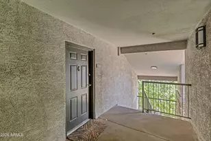 2025 E Campbell Ave, Phoenix, AZ 85016 - Photo 2