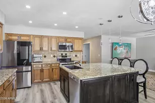 704 E Windsor Dr, Gilbert, AZ 85296 - Photo 12