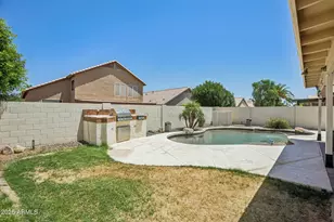 704 E Windsor Dr, Gilbert, AZ 85296 - Photo 34