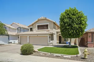 704 E Windsor Dr, Gilbert, AZ 85296 - Photo 1