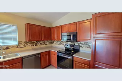 15213 N Luna Street, El Mirage, AZ 85335 - Photo 6