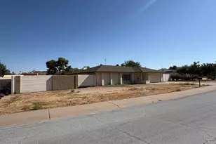 4325 E Shangri La Rd, Phoenix, AZ 85028 - Photo 2