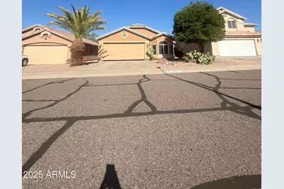 20023 N 22nd Place, Phoenix, AZ 85024 - Photo 2
