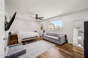 331 W Taro Ln, Phoenix, AZ 85027 - Photo 14