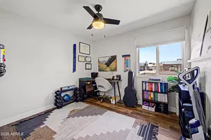 331 W Taro Ln, Phoenix, AZ 85027 - Photo 20