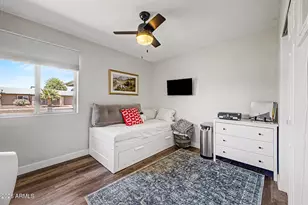 331 W Taro Ln, Phoenix, AZ 85027 - Photo 22