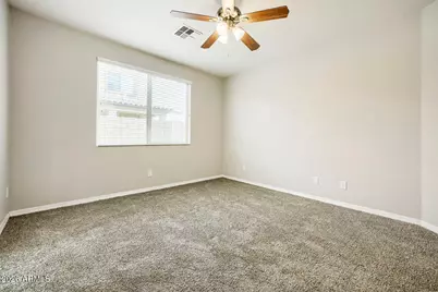2625 W Beverly Road W, Phoenix, AZ 85041 - Photo 18