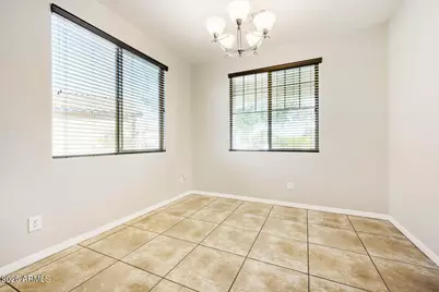 2625 W Beverly Road W, Phoenix, AZ 85041 - Photo 10