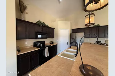 3346 S 256th Drive, Buckeye, AZ 85326 - Photo 2