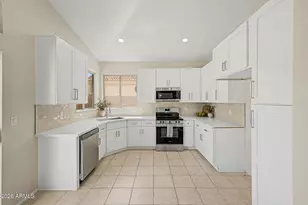 19917 N 91st Ln, Peoria, AZ 85382 - Photo 14
