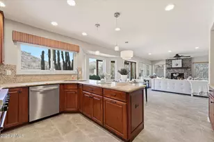 2239 E Taxidea Way, Phoenix, AZ 85048 - Photo 12