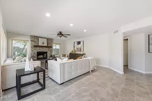 2239 E Taxidea Way, Phoenix, AZ 85048 - Photo 16