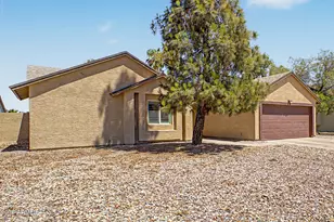 11915 N 79th Ave, Peoria, AZ 85345 - Photo 6