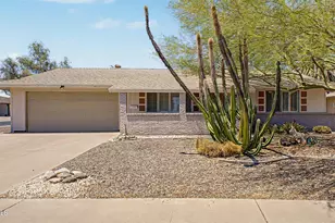 10216 W Ironwood Dr, Sun City, AZ 85351 - Photo 4
