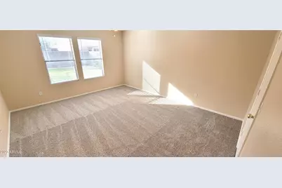 435 W Fabens Lane, Gilbert, AZ 85233 - Photo 8