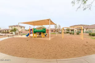 2237 N 135th Dr, Goodyear, AZ 85395 - Photo 24