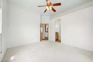 14530 E Peak View Rd, Scottsdale, AZ 85262 - Photo 32
