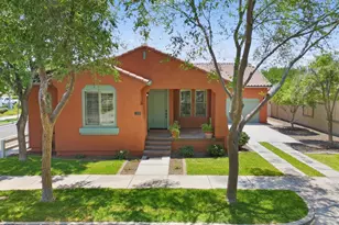 3041 E Camellia Dr, Gilbert, AZ 85296 - Photo 2