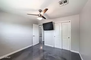 1034 E Elm St, Phoenix, AZ 85014 - Photo 18