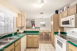 1633 E Lakeside Dr, Gilbert, AZ 85234 - Photo 8