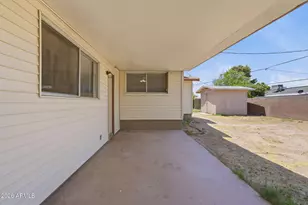 11434 N 24th Dr, Phoenix, AZ 85029 - Photo 32