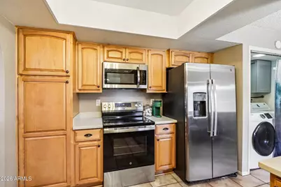 2936 W Juniper Avenue, Phoenix, AZ 85053 - Photo 18