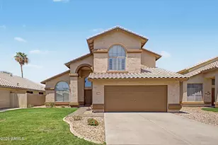1848 E Aspen Way, Gilbert, AZ 85234 - Photo 2