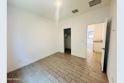 7425 W Nicolet Avenue, Glendale, AZ 85303 - Photo 8