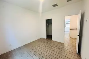 7425 W Nicolet Ave, Glendale, AZ 85303 - Photo 8
